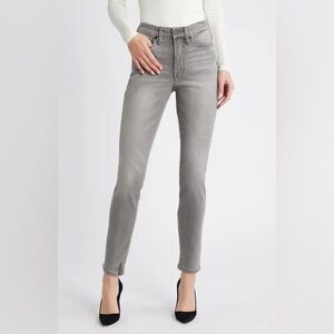 GOOD AMERICAN GOOD LEGS SKINNY MID-RISE SKINNY FIT Light Gray size 00/24 $169